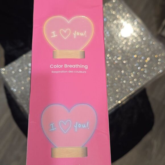 LumiHeart RGB LED Message Board & Erasable Marker - Picture 5 of 7